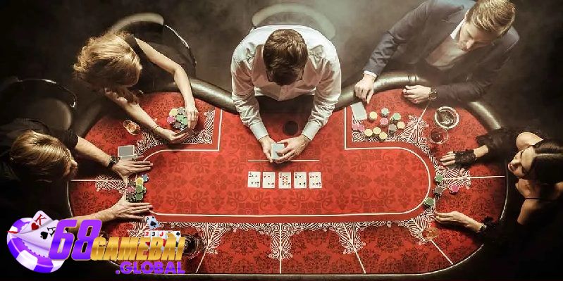 Tham gia Poker texas hold'em các thành viên sẽ trải qua 4 vòng đấu khác nhau